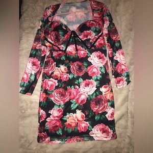 Sexy Rose Dress . Size XL. Stretch material
